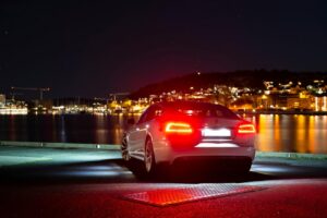 Как заряжать Tesla Model S в Украине: Советы для владельцев