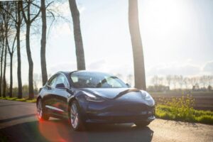 Скільки коштує обслуговування Tesla Model 3 в Україні?