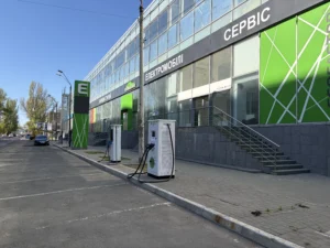Недорогие китайские электромобили в Украине