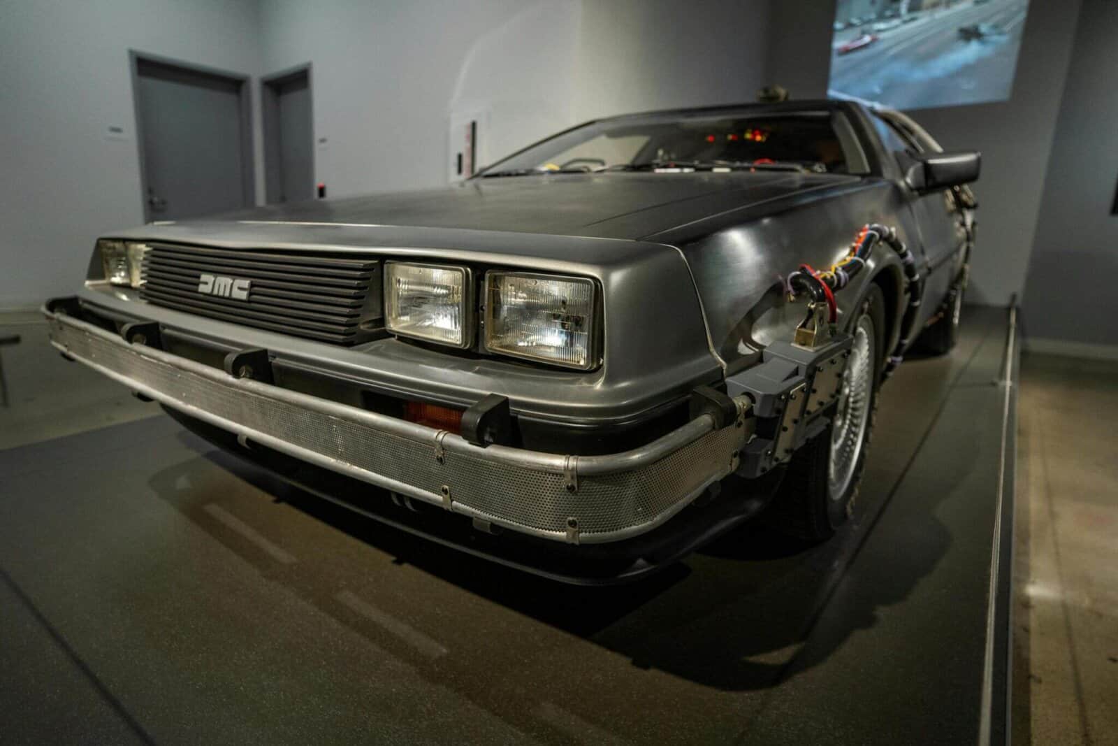 The legendary DeLorean DMC-12 in electric form: new possibilities for a classic