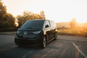 VW Transporter T7: Новый фургон с электрическим приводом и усовершенствованными возможностями