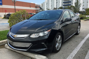 Pros and cons of using Chevrolet Volt in Ukraine
