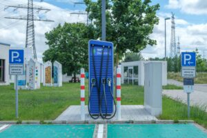 Where to charge an electric car in Ukraine: options and tips