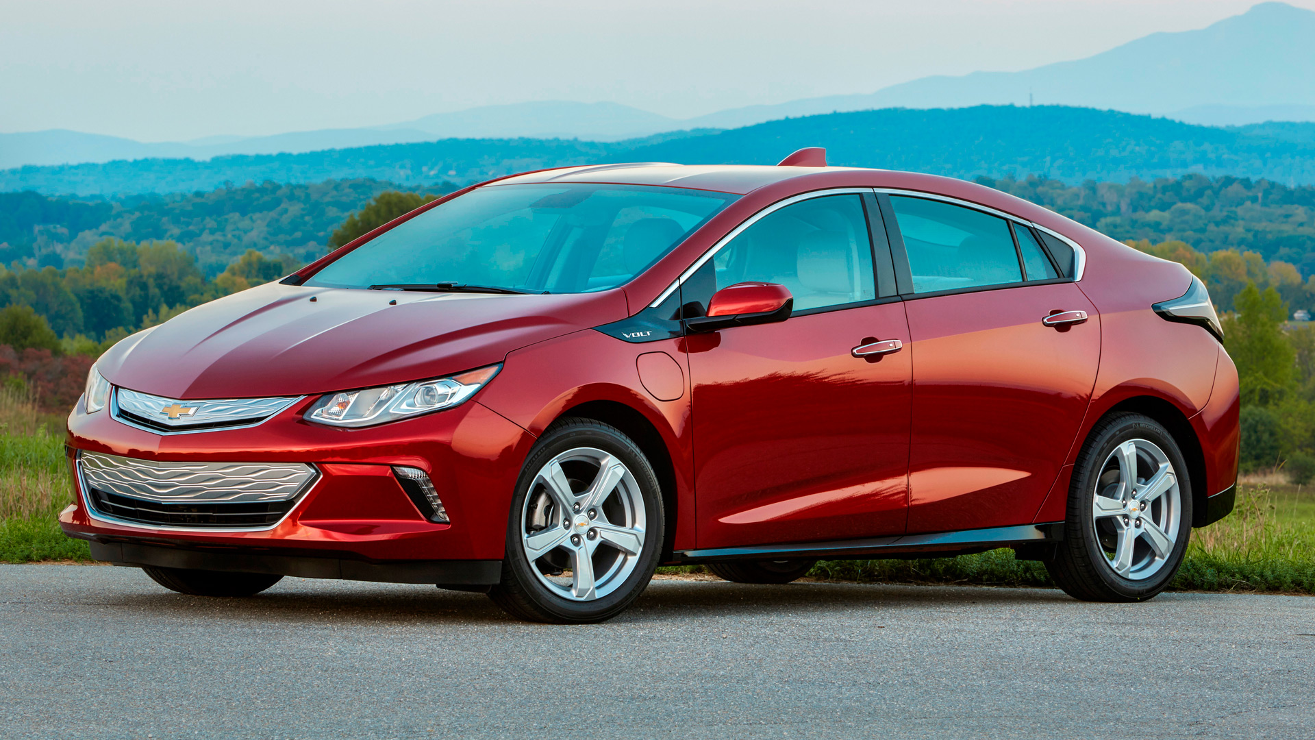 Як заряджати Chevrolet Volt від розетки: інструкція та поради