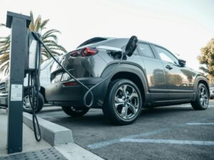 How much does it cost to register an electric car in Ukraine