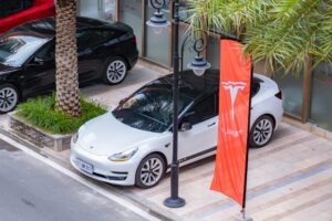 Вартість розмитнення електромобіля в Україні: що потрібно знати?