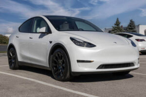 How to choose a mobile charging station for Tesla Model 3 Dual Motor