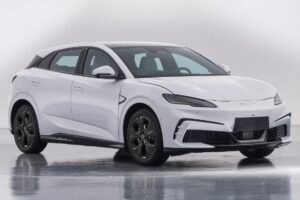 BYD Seal 06 GT vs Tesla Model Y: which car is better for a Ukrainian driver