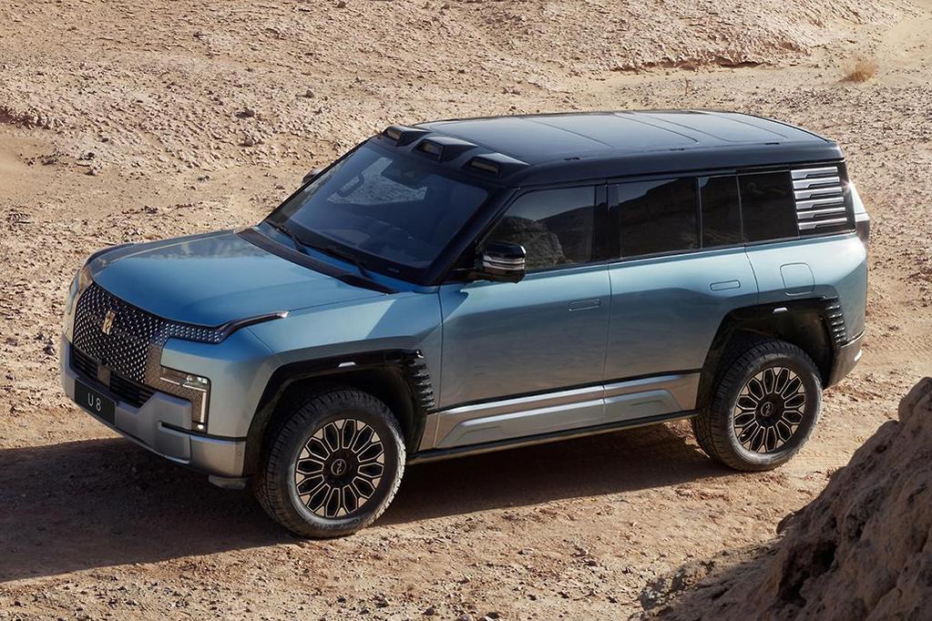 YangWang U8: позашляховик, що вміє більше, ніж здається