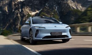 NIO ET5 Touring Обзор: электроуниверсал для тех, кто не хочет выбирать между динамикой и практичностью