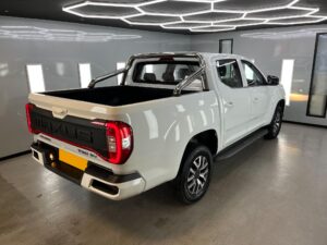 Maxus T90 EV vs Tesla Model 3: two different approaches to an electric car