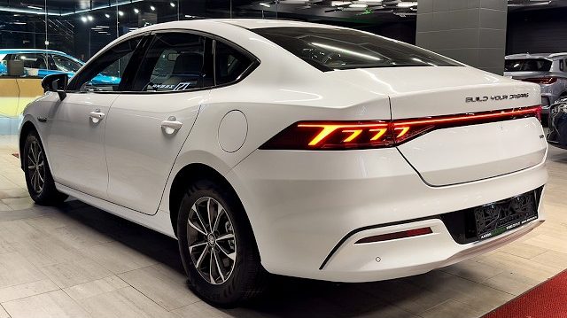 BYD Qin Plus: детальні характеристики простими словами 