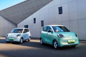 Hongguang Mini EV vs Tesla Model 3: two electric cars for completely different lives