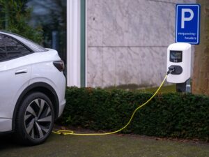 Коли і як використовувати DC fast charger: практичний гід для водіїв електромобілів